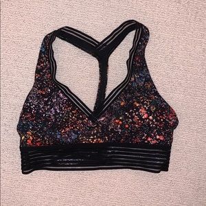 Lululemon v neck sports bra size 8 pattern